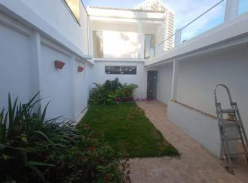 Casa · 240m² · 2 Vagas · Sobrado em Vila Firmiano Pinto, São Paulo/SP de 240m² à venda por R$ 960.000,00