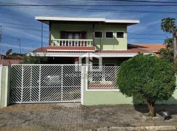 Casa · 264m² · 5 Quartos · 2 Vagas · Sobrado em Bosque dos Eucaliptos, São José dos Campos/SP de 264m² 5 quartos à venda por R$ 1.175.000