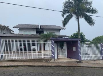 Casa · 386m² · 5 Quartos · 2 Vagas · Sobrado em Fortaleza, Blumenau/SC de 386m² 5 quartos à venda por R$ 1.600.000,00