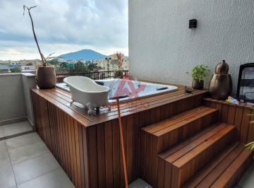 Apartamento · 110m² · 2 Quartos · 2 Vagas · Cobertura em Centro, Ubatuba/SP de 110m² 2 quartos à venda por R$ 1.100.000,00