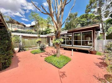 Casa · 344m² · 3 Quartos · 4 Vagas · Casa em Vila Santo Antônio, Cotia/SP de 344m² 3 quartos à venda por R$ 2.100.000,00