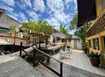 Casa · 285m² · 10 Quartos · 5 Vagas · Casa em Itaipu, Niterói/RJ de 285m² 10 quartos à venda por R$ 1.800.000,00