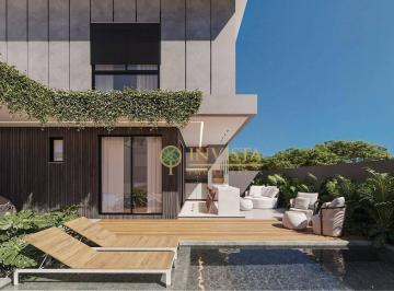 Casa · 185m² · 3 Quartos · 2 Vagas · Casa em Lagoa da Conceição, Florianópolis/SC de 185m² 3 quartos à venda por R$ 2.150.000,00