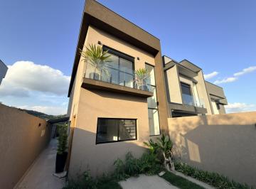 Casa · 235m² · 3 Quartos · 2 Vagas · Casa em Centro, Santana de Parnaíba/SP de 235m² 3 quartos à venda por R$ 1.250.000,00