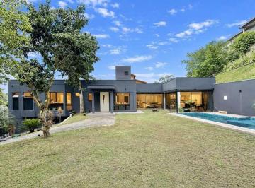 Casa · 300m² · 4 Quartos · 10 Vagas · Casa em Jardim Indaiá, Embu das Artes/SP de 300m² 4 quartos à venda por R$ 1.650.000,00