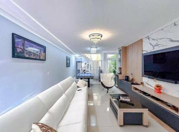 Casa · 213m² · 4 Quartos · 4 Vagas · Sobrado em Penha de França, São Paulo/SP de 213m² 4 quartos à venda por R$ 1.650.000,00