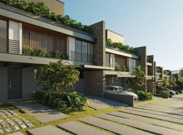 Casa · 145m² · 2 Quartos · 2 Vagas · Casa em Lagoa da Conceição, Florianópolis/SC de 145m² 2 quartos à venda por R$ 1.600.000,00
