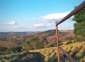 Terreno , São Roque · Terreno de 1.000m² com Vista para o Vale, Ideal para Chalé