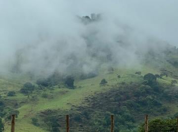 Terreno , São Roque · Terreno com Vista Aberta para Quem Sonha com um Chalé
