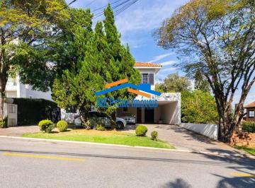 Casa · 450m² · 3 Quartos · 3 Vagas · Acolhedora e Espaçosa: Verdadeiro "Lar" no Alphaville Zero