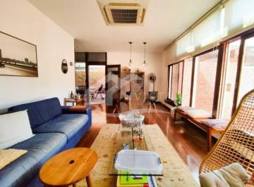 Casa · 230m² · 5 Quartos · 1 Vaga · CASA ESPETACULAR EM CONDOMÍNIO FECHADO - PRONTA PARA MORAR!