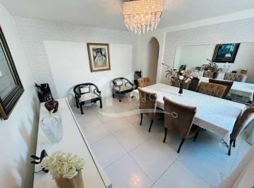 Apartamento · 71m² · 2 Quartos · 1 Vaga · MARAVILHOSA COBERTURA REFORMADA COM VAGA EM COPACABANA!