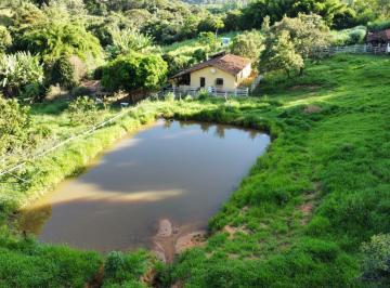 1580d5237fb23be9c00ad340c5f1b34d1ffaca58 · Fazenda com 3 dormitórios à venda, 140000 m² por R$ 570.000 - Carmo Do Cajuru - Carmo do Cajuru/MG