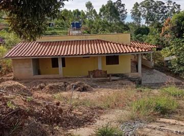 d016fe7b7f2ee56cf2b88773c511082044c68491 · Chácara com 3 dormitórios à venda, 1600 m² por R$ 260.000 - Pedras - Itatiaiuçu/MG