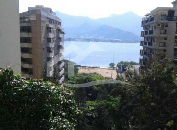 Apartamento · 78m² · 2 Quartos · 2 Vagas · Ótima Oportunidade 2 quartos com 2 vagas na escritura a 200 metros da Lagoa Rodr