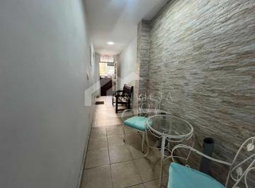 Casa · 195m² · 5 Quartos · EXCELENTE OPORTUNIDADE PARA MORADIA OU INVESTIMENTO