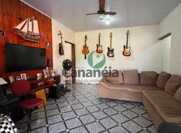 Foto 12 · Casa com terreno amplo 2 dormitórios (1 suíte) para venda na Vila São João Batista - Cananéia / SP