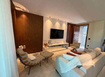 Casa · 200m² · 3 Quartos · 2 Vagas · Casa Mobiliada no Piemonte | 3 Suítes e Piscina Aquecida