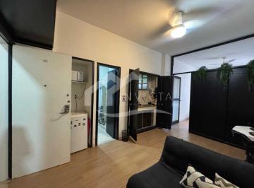 Apartamento · 30m² · 1 Quarto · APARTAMENTO REFORMADO COM PORTEIRA FECHADA PRONTO PRA AIRBNB EM EXCELENTE LOCALI