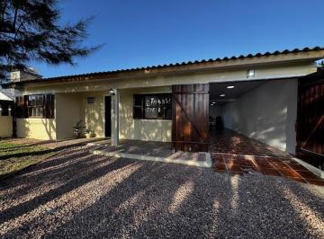 202606051621119162.jpg · Casa 3 dormitórios para Venda em Cidreira, Centro, 3 dormitórios, 2 banheiros, 4 vagas
