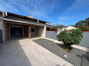 Casa · 88m² · 2 Quartos · 3 Vagas · Casa mobiliada por apenas R$499.000,00 em Itapoá SC à apenas 300 metros da praia!