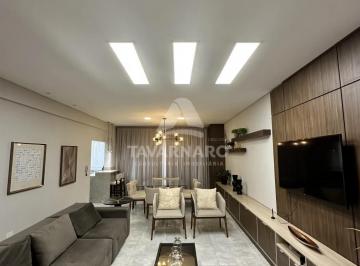 Apartamento · 164m² · 3 Quartos · 2 Vagas · Apartamento no Centro mobiliado com sacada em todos os quartos e vista para o pôr do sol