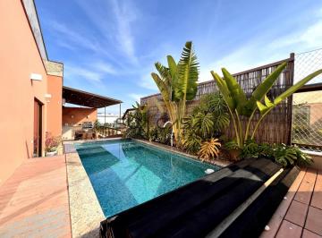Apartamento · 268m² · 3 Quartos · 4 Vagas · Jardim Oceânico | Cobertura 268m² com 3 suítes e 4 vagas à venda em rua nobre