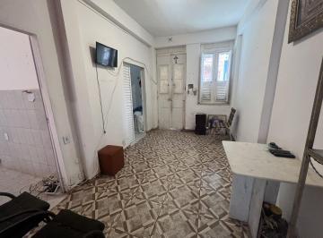 Casa · 60m² · 2 Quartos · 
                                 Catete | Casa de Vila no Catete com 2 Quartos e 60m²
             