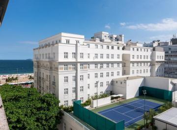 Apartamento · 244m² · 4 Quartos · 1 Vaga · 
                                LINDO APARTAMENTO COM VARANDA E VISTA MAR AO LADO DO COPACABANA PAL
