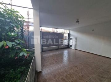Casa · 260m² · 4 Quartos · 2 Vagas · Ótima casa a venda em Agua Rasa!