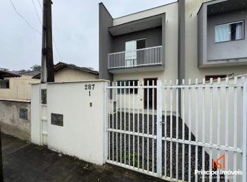 Casa · 60m² · 2 Quartos · 1 Vaga · Casa com 02 dormitórios no Santa Catarina Joinville. 