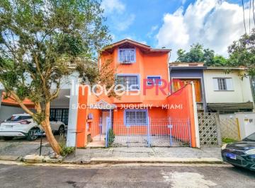 Casa · 160m² · 4 Quartos · 2 Vagas · Ótima Casa de Vila com cancela em Santo Amaro !