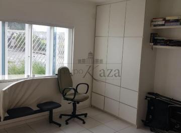 Comercial · 270m² · 8 Vagas · Comercial Ponto Comercial em São José dos Campos
