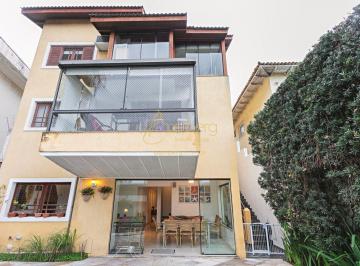 Casa · 361m² · 3 Quartos · 3 Vagas · Casa no Jardim Leonor com 3 Suítes, Piscina e Espaço Gourmet