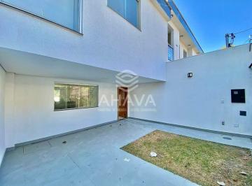 Casa · 90m² · 3 Quartos · 2 Vagas · Casa com 3 Quartos à Venda, 130m²