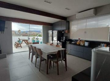 Casa · 220m² · 4 Quartos · 2 Vagas · Casa à venda no Vila São Jorge em São Vicente.