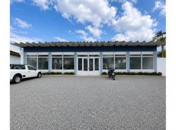 Comercial · 320m² · Sala comercial TIMBÓ - SC