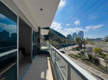 Foto · Apartamento com varanda e vista mar na beira mar da Praia das Pitangueiras, Guar