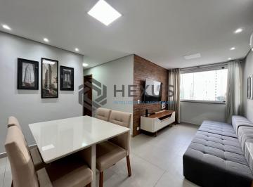Foto · Apartamento reformado com varanda e lazer a uma quadra da Praia das Pitangueiras