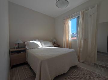 Apartamento · 62m² · 2 Quartos · 2 Vagas · Apartamento para venda em Centro de 62.00m² com 2 Quartos e 2 Garagens
