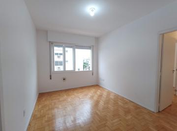 Apartamento · 70m² · 2 Quartos · Apartamento 2 dormitórios com elevador na Cristóvão