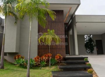 Casa · 199m² · 3 Quartos · 2 Vagas · Casa Condomínio em Mirassol