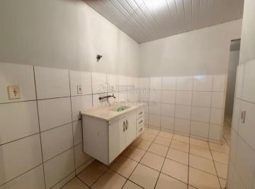 Casa · 200m² · 2 Quartos · 2 Vagas · Casa De 2 Dormitórios