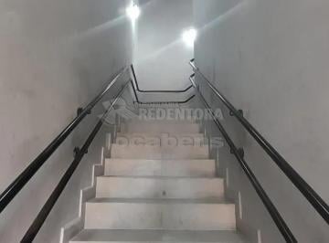Comercial · 76m² · 1 Quarto · 2 Vagas · Salão comercial com 76 metros de área construída com elevador