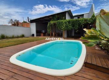Casa · 350m² · 1 Quarto · 5 Vagas · Casa para venda em Cristais Paulista de 350.00m² com 1 Quarto e 5 Garagens