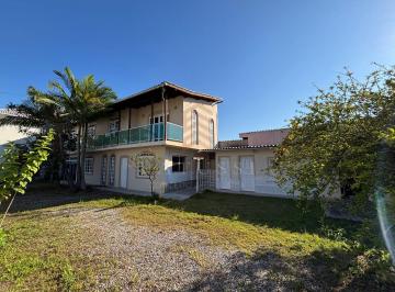 Casa · 170m² · 3 Quartos · Casa ampla à venda - excelente localização no bairro Aririu - Palhoca