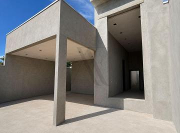 Casa · 106m² · 3 Quartos · 1 Vaga · Casa à venda no bairro Negrinho Carrilho - Goianésia/GO