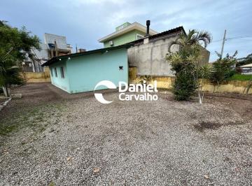 Casa · 60m² · 2 Quartos · 2 Vagas · Casa á venda na Praia de Palmas em Governador Celso Ramos/SC