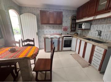 Casa · 190m² · 5 Quartos · 1 Vaga · Casa no Jardim Flamboyant  a Venda com 196 m2 por R$ 600.000,00