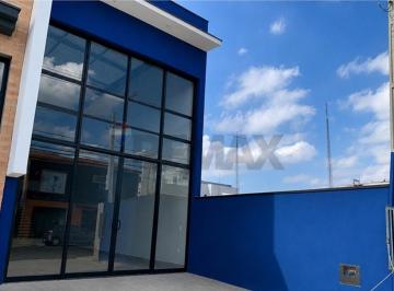 Comercial · 211m² · 2 Vagas · Loja Comercial com Pé direito Duplo, 211 m² por R$ 9.000,00 Locação no Centro de Indaiatuba/SP